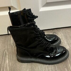 Wild Pair Black Patent Leather Lace Up Combat Boots Ryyder